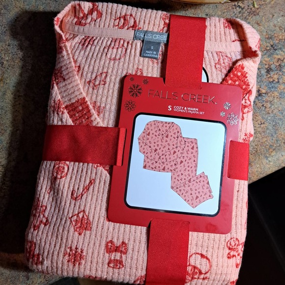 NEW SUPER COZY Falls Creek Holiday PJ's SZ Small Peach & Red - Picture 1 of 5